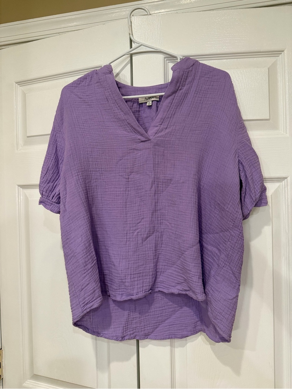 Relaxed Lavender V-Neck Gauze Blouse
